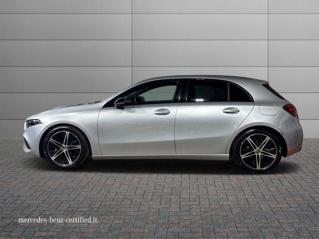 MERCEDES-BENZ A 180 Automatic Progressive Advanced