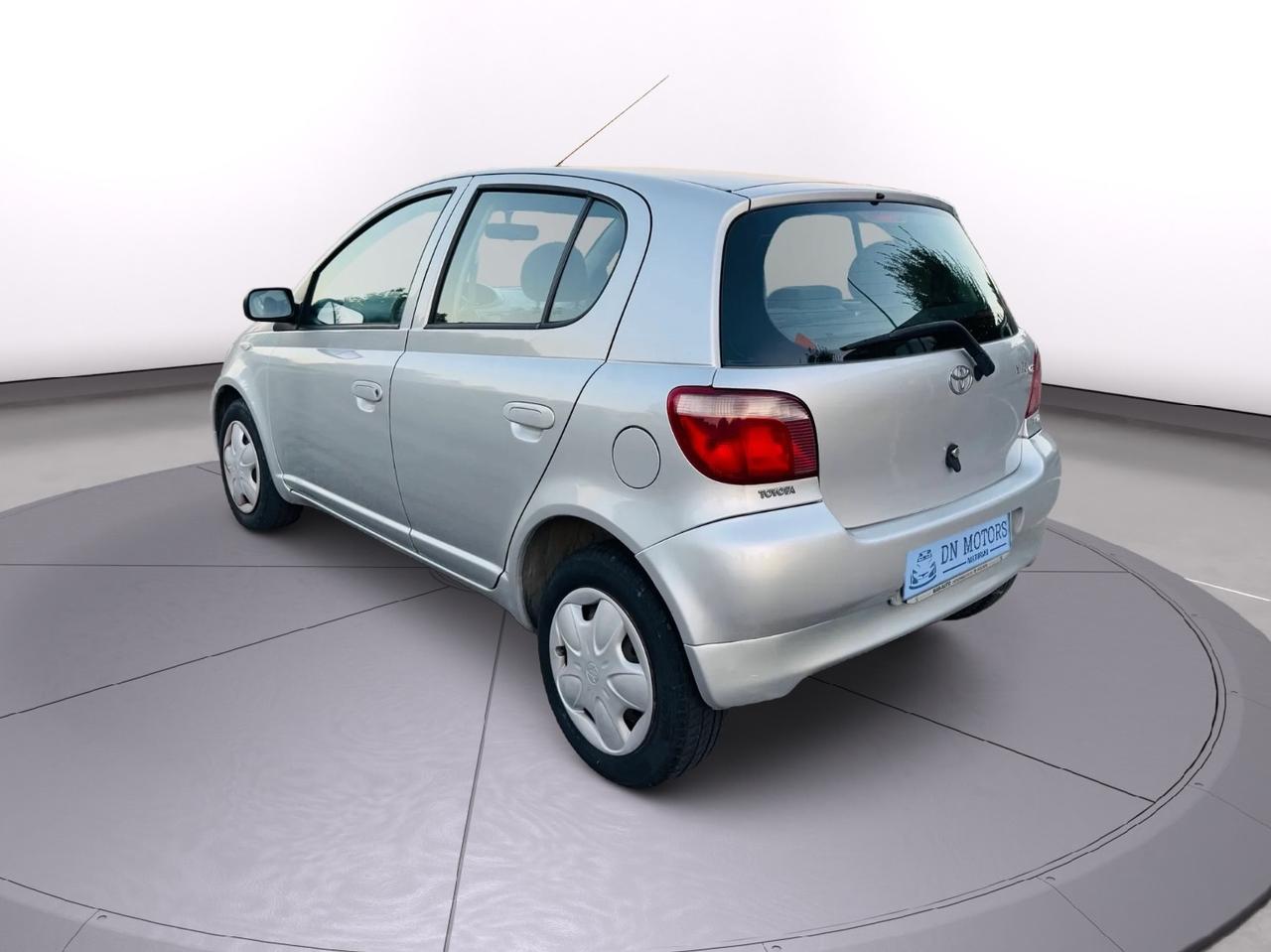 Toyota Yaris 1.0 benzina 2004 88.000km ottimo stato