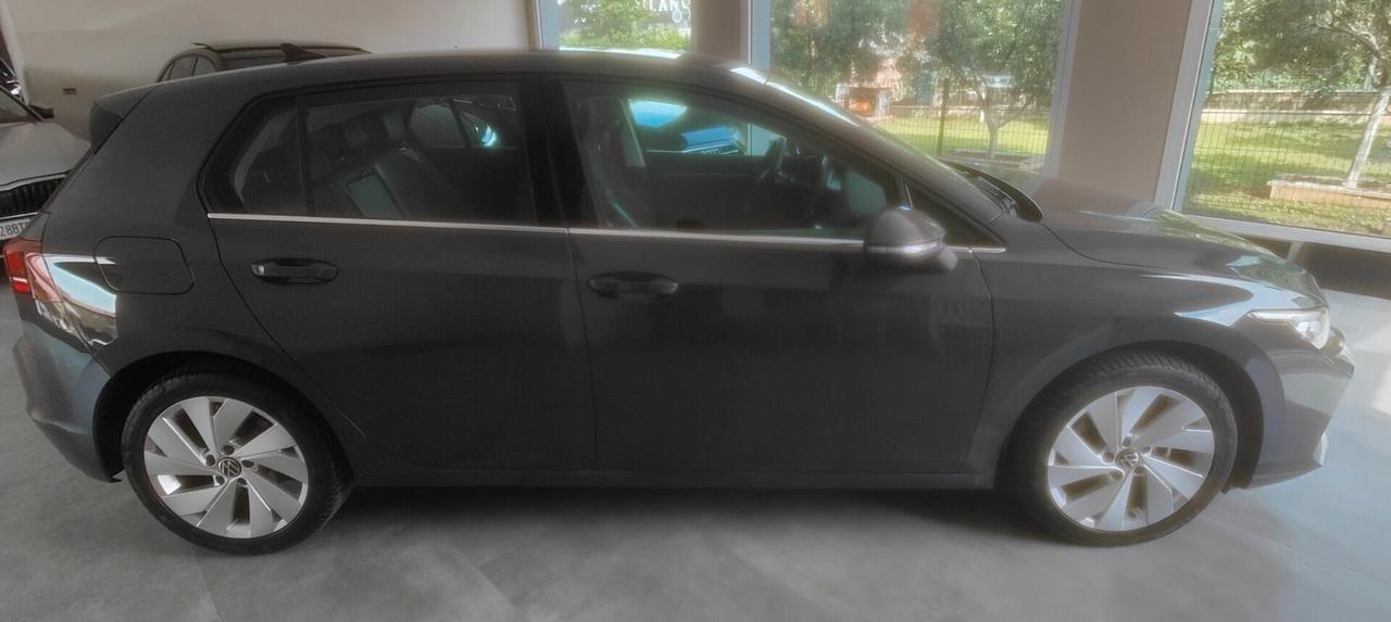 Volkswagen Golf 2.0 TDI 150 CV DSG SCR Style