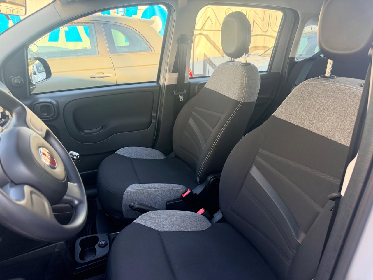 Fiat Panda 1.0 FireFly Hybrid 15.000 KM
