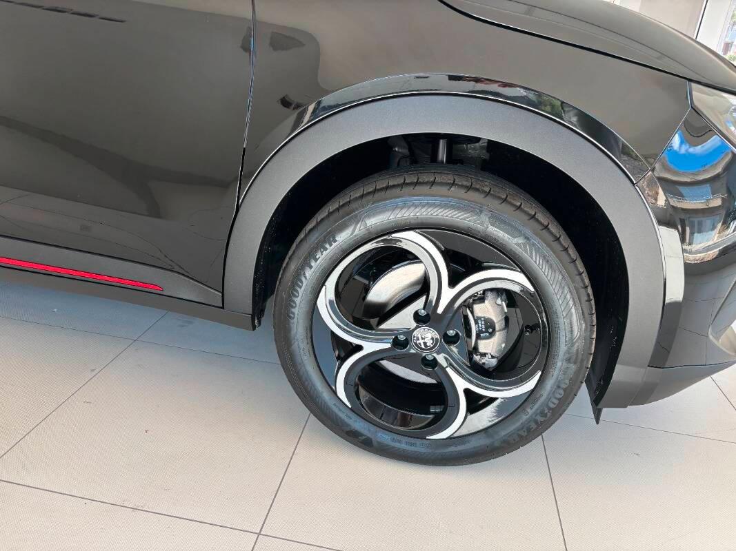 Alfa Romeo Junior 1.2 ibrida Speciale 145cv edct6