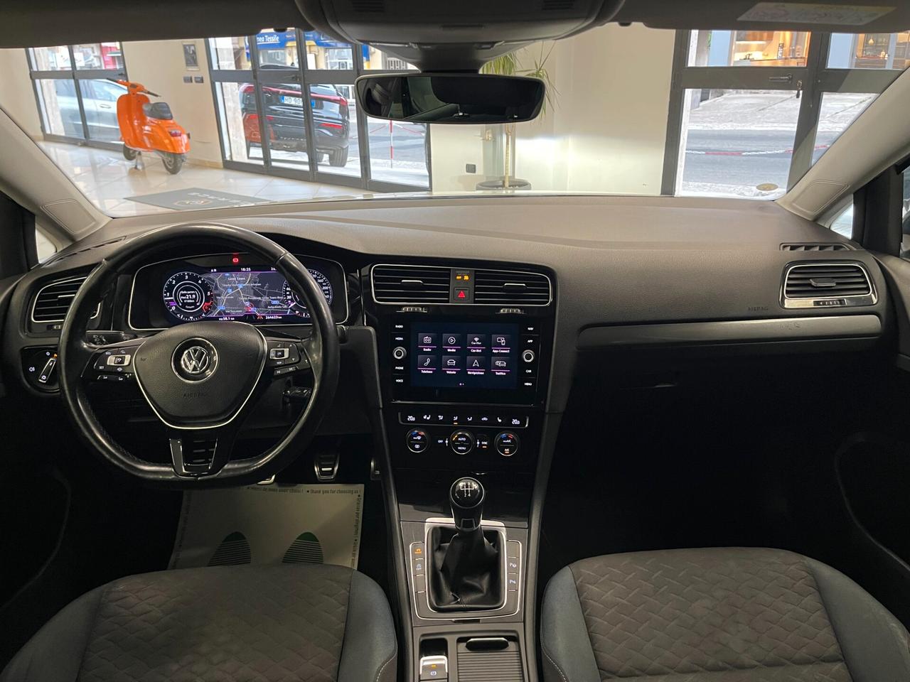 Volkswagen Golf 1.6 TDI 115cv IQ.Drive