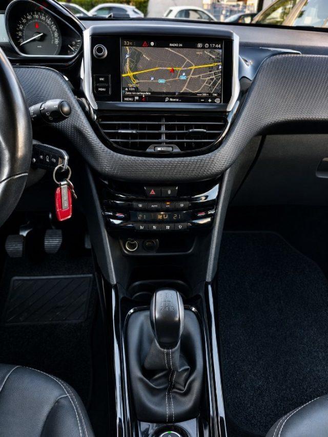 PEUGEOT 2008 BlueHDi 100 Cv Pelle Clima Aut. Navi Neo Patentati