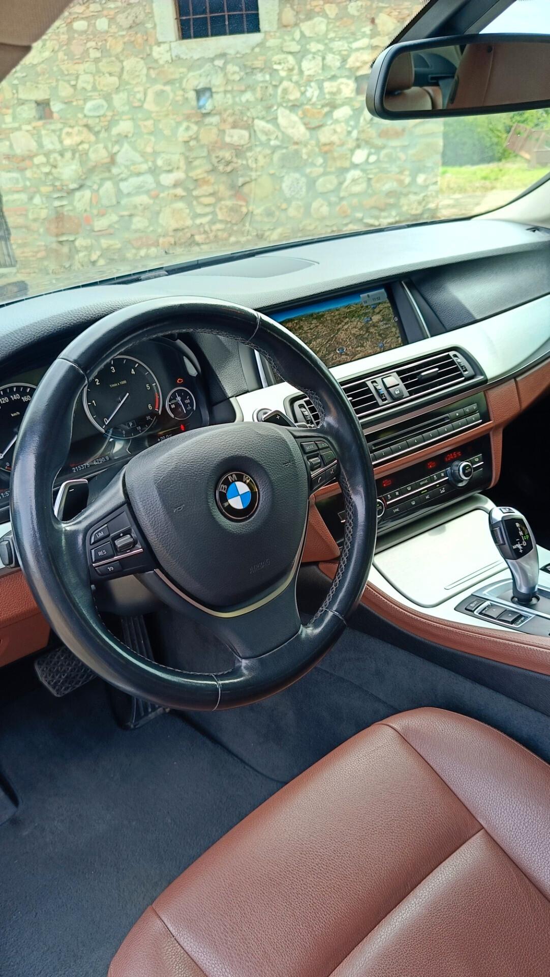 Bmw 520 520d xDrive Luxury