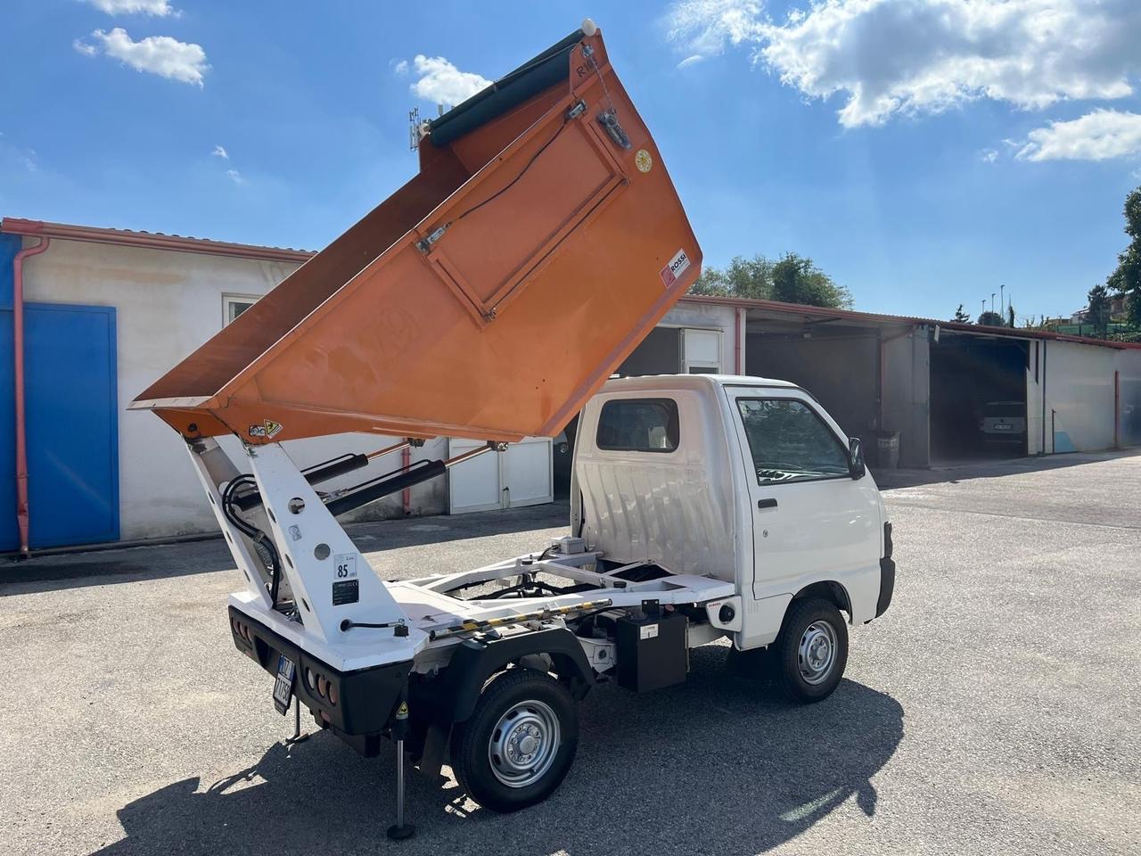 Piaggio quargo con vasca/rib.-700 cc- Diesel -2014
