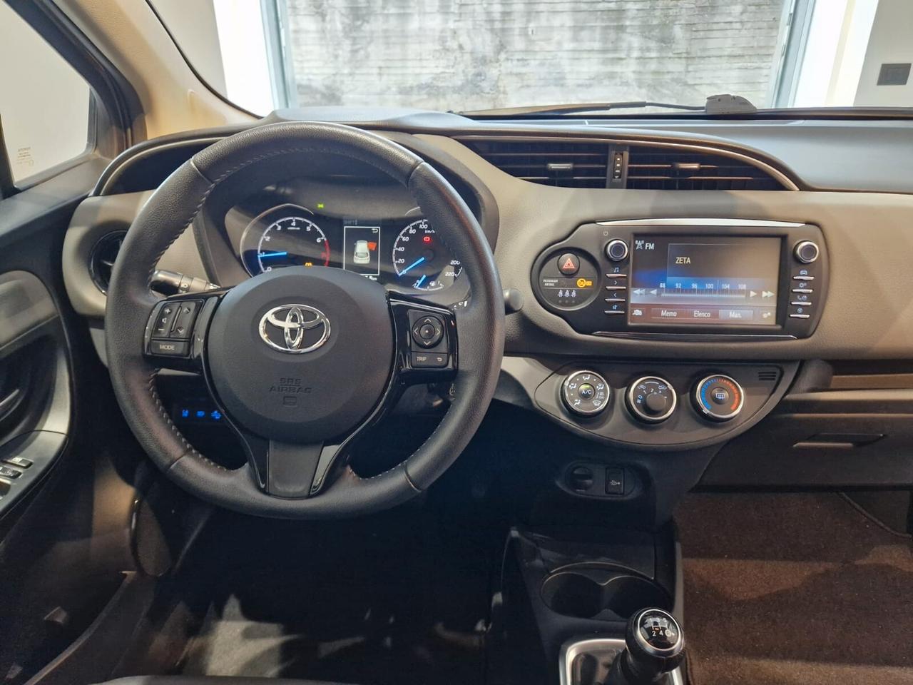 Toyota Yaris 1.0 5 porte lounge