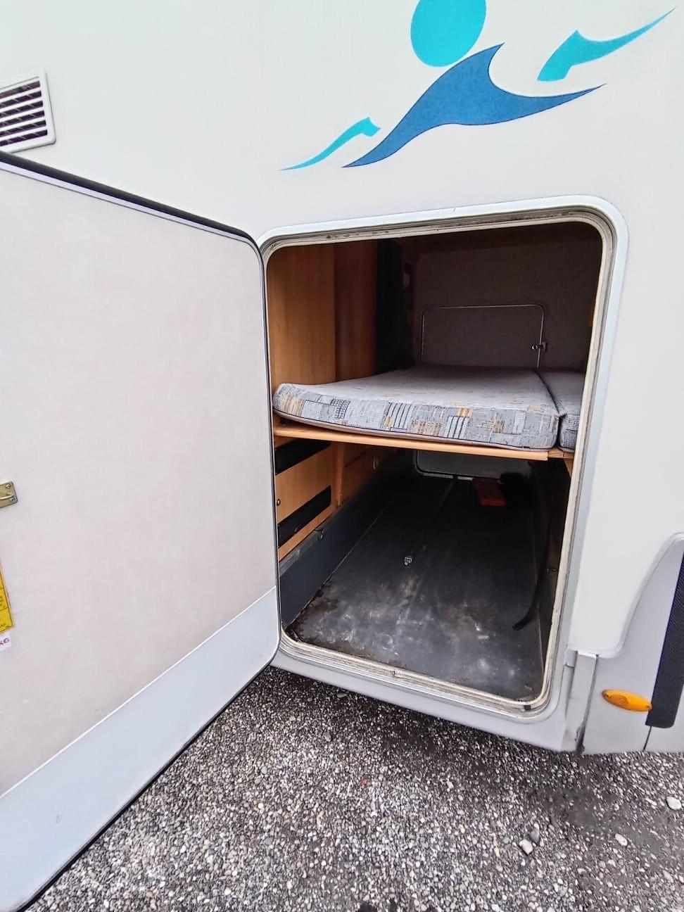 MANSARDATO adria CORAL del 2005 in saldo 733