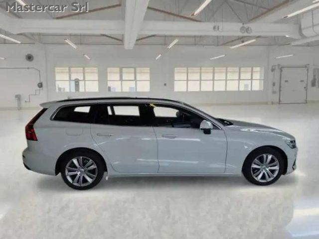VOLVO V60 V60 2.0 b4 Momentum Business Pro auto - GG115ZL