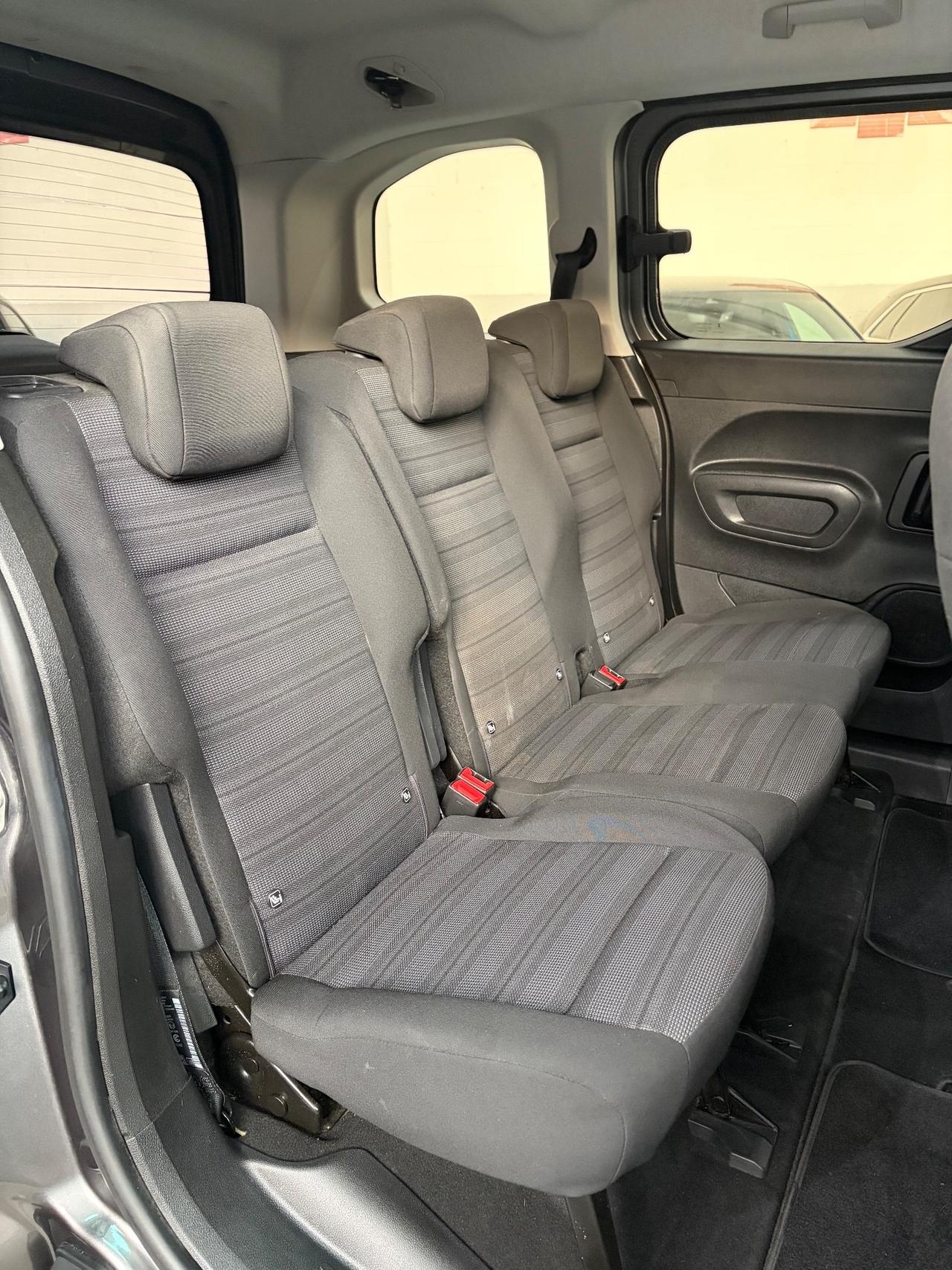 Opel Combo Life 5 posti