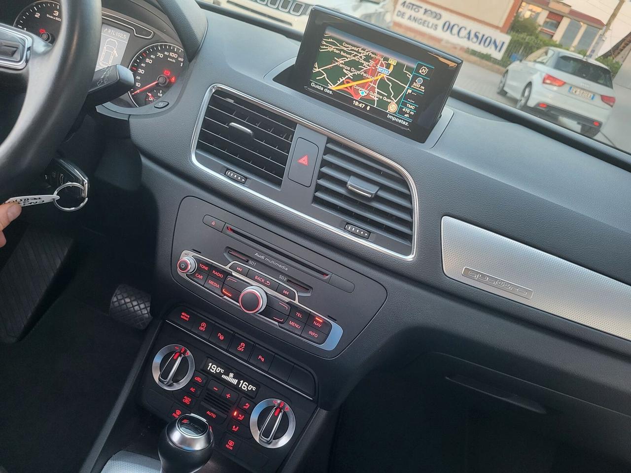 Audi Q3 2.0 TDI 177 CV QUATTRO - S TRONIC FARI LED / XENON PARK ASSIST