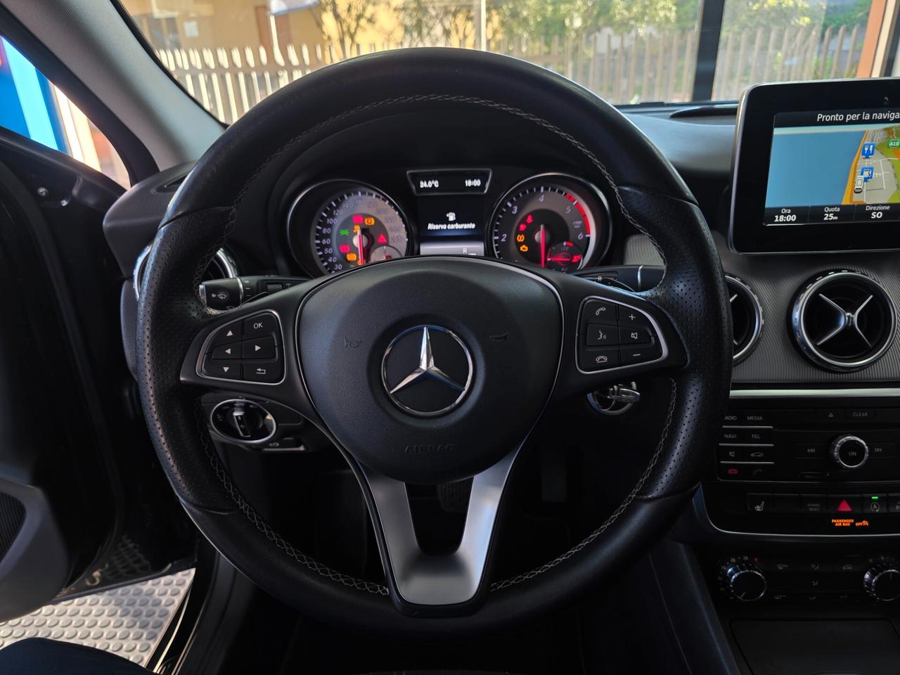 Mercedes-benz GLA 200d Aut Sport 120000km