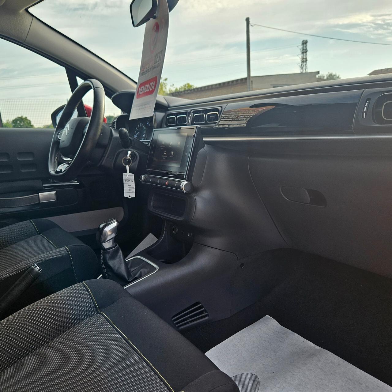 Citroen C3 1.2 82 Shine FULL UNIPRO DA 89€ MESE