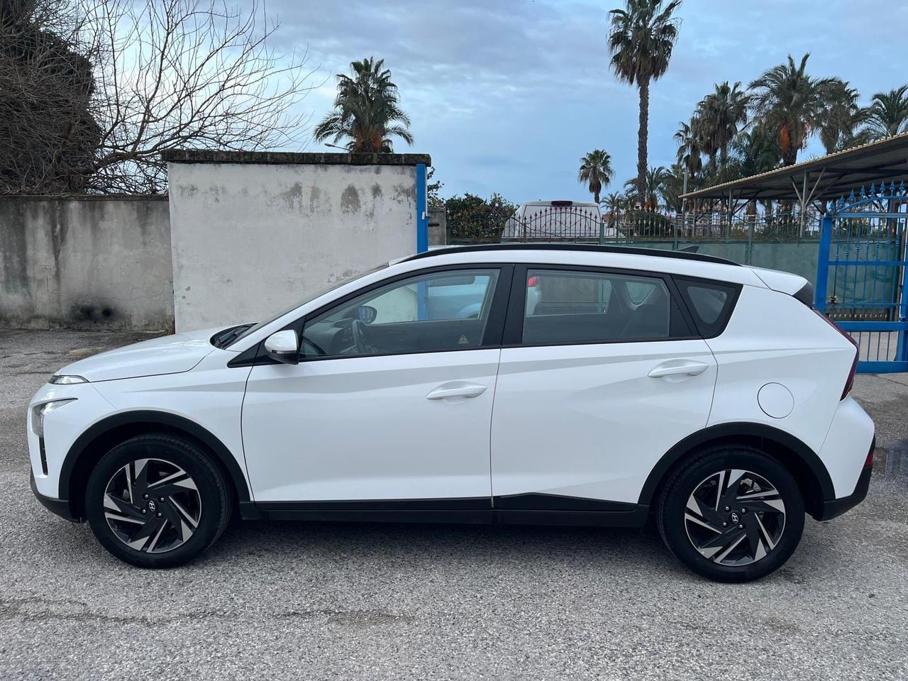 Hyundai bayon 1.2 hpi/benz-xline-full-2023