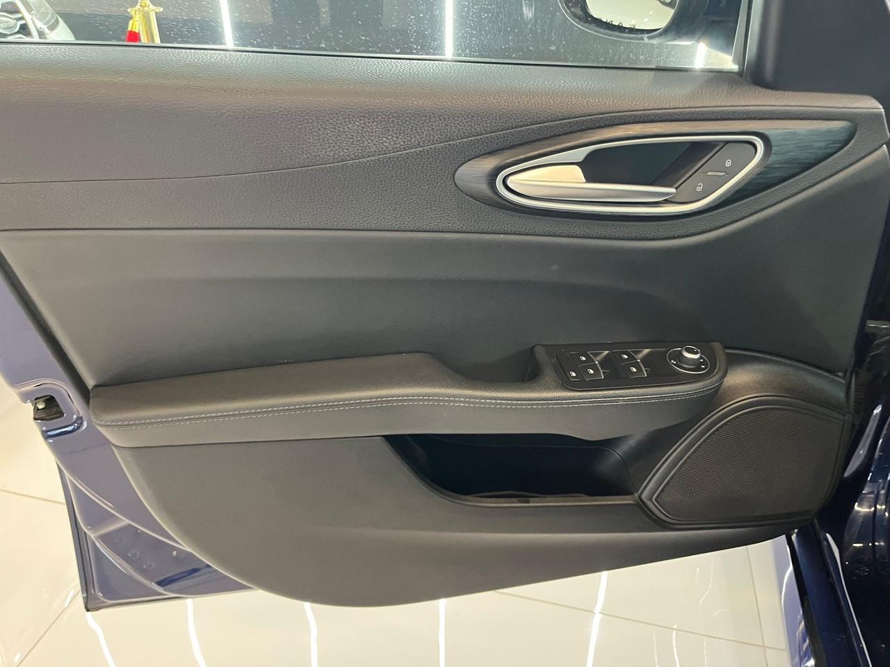 Alfa Romeo Giulia 2.2 Diesel Business Automatico OK NEOPATENTATI