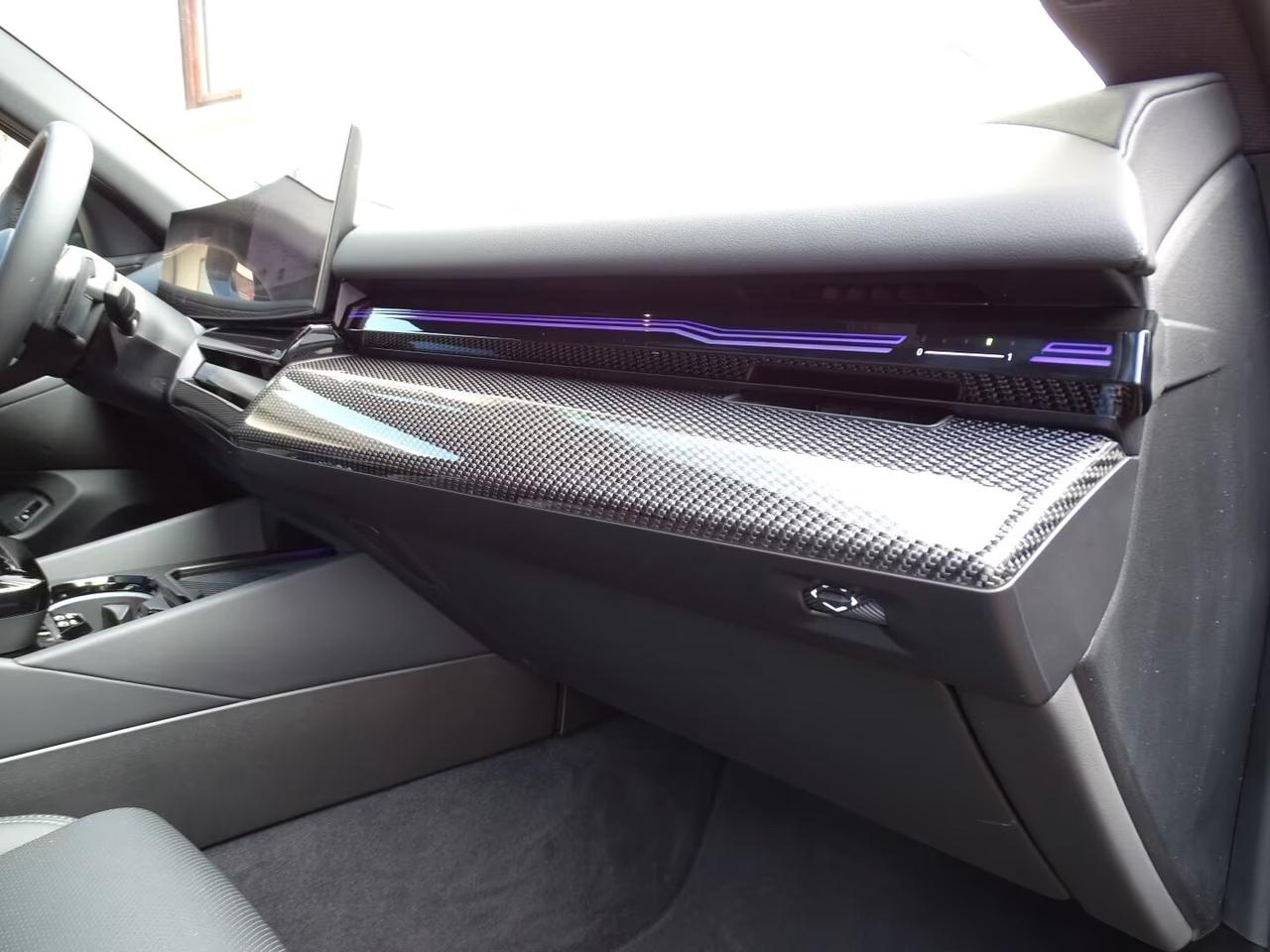 BMW*520d*48V*TOURING*M-SPORT*H&K*HEADUP*360°*DAB*