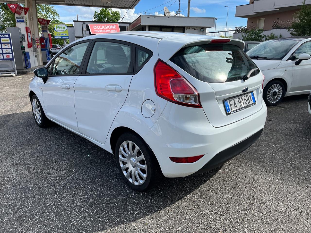 Ford Fiesta 1.2 60CV 5 porte Black & White Edition