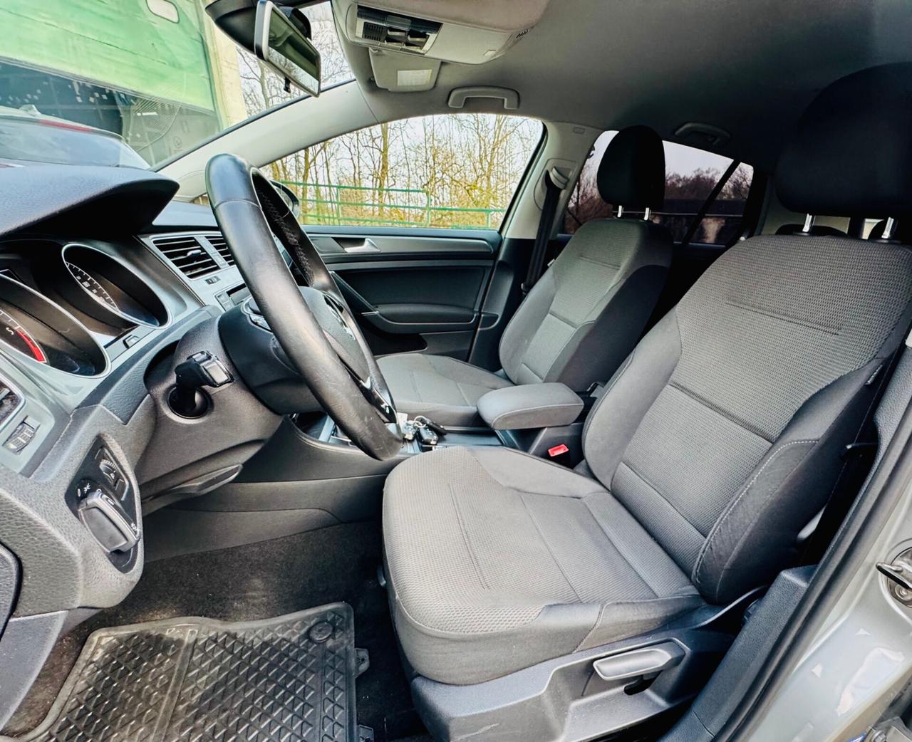 Volkswagen Golf 1.6 TDI 5p. Trendline BlueMotion