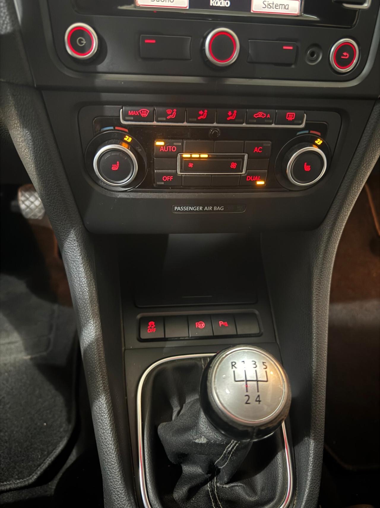 Volkswagen Golf Business 1.6 TDI 105 cv. Highline OK NEOPATENTATI