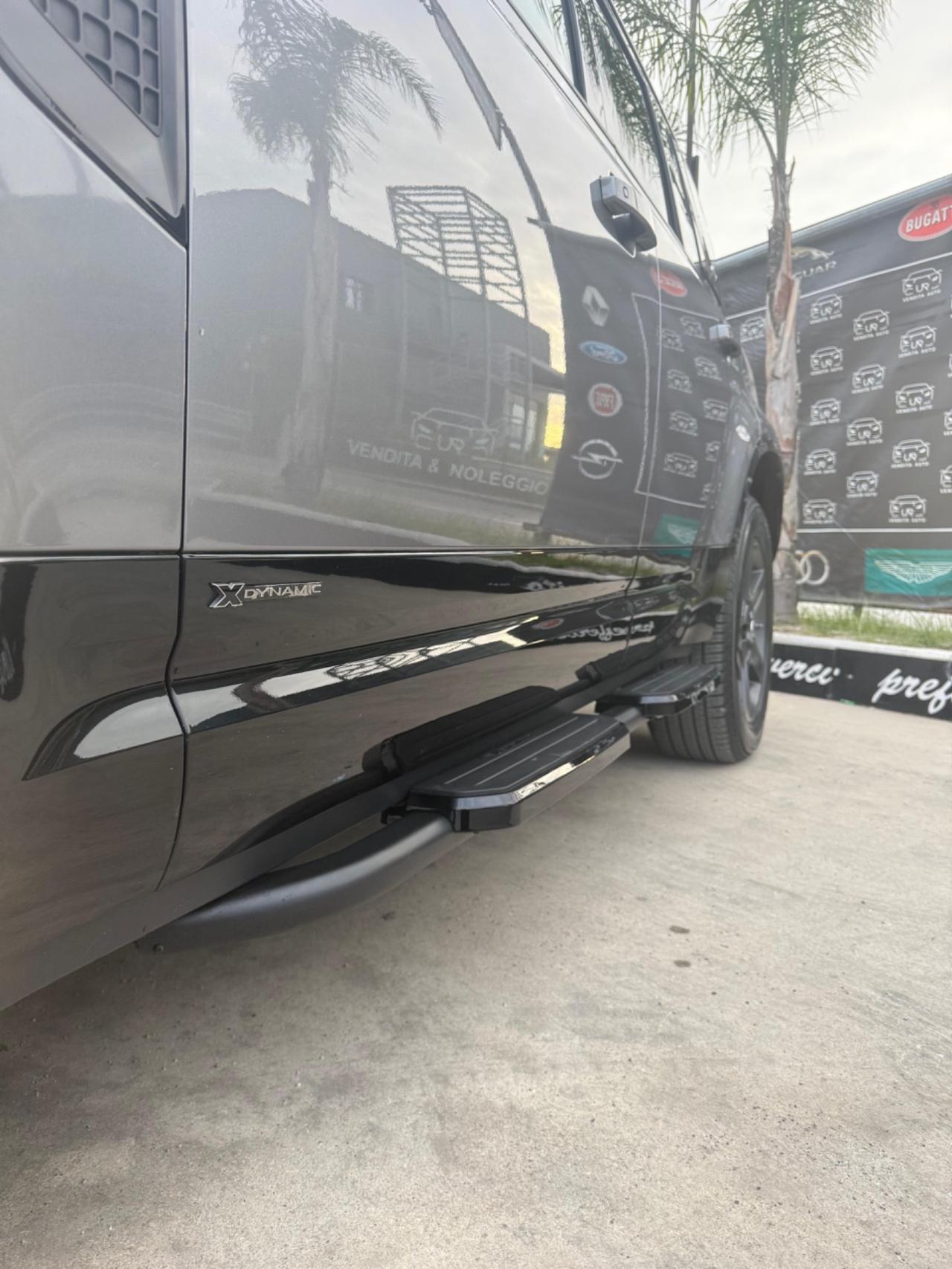 Land Rover Defender 90 3.0D I6 200 CV AWD Auto