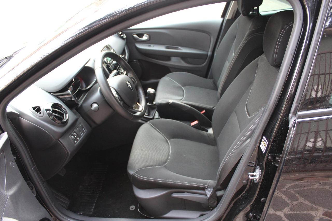 Renault Clio TCe 12V 75 CV 5 porte 44000 km Neopatentati
