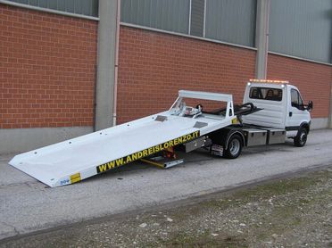 Carro attrezzi IVECO Daily72C18 pianale e forca gru