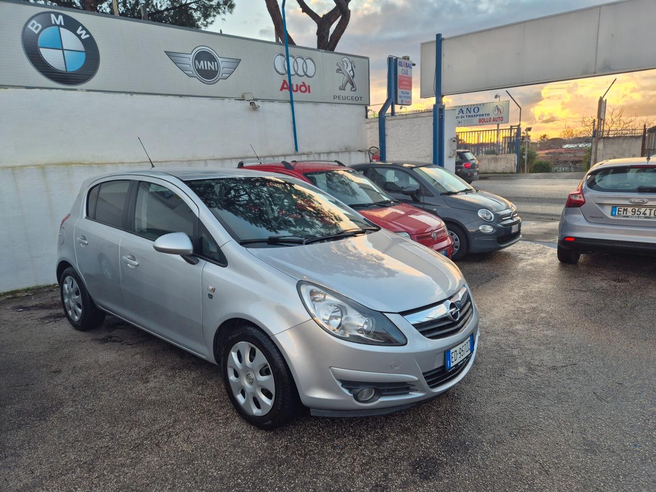 Opel Corsa 1.2 5 porte Cosmo EURO 5 2011