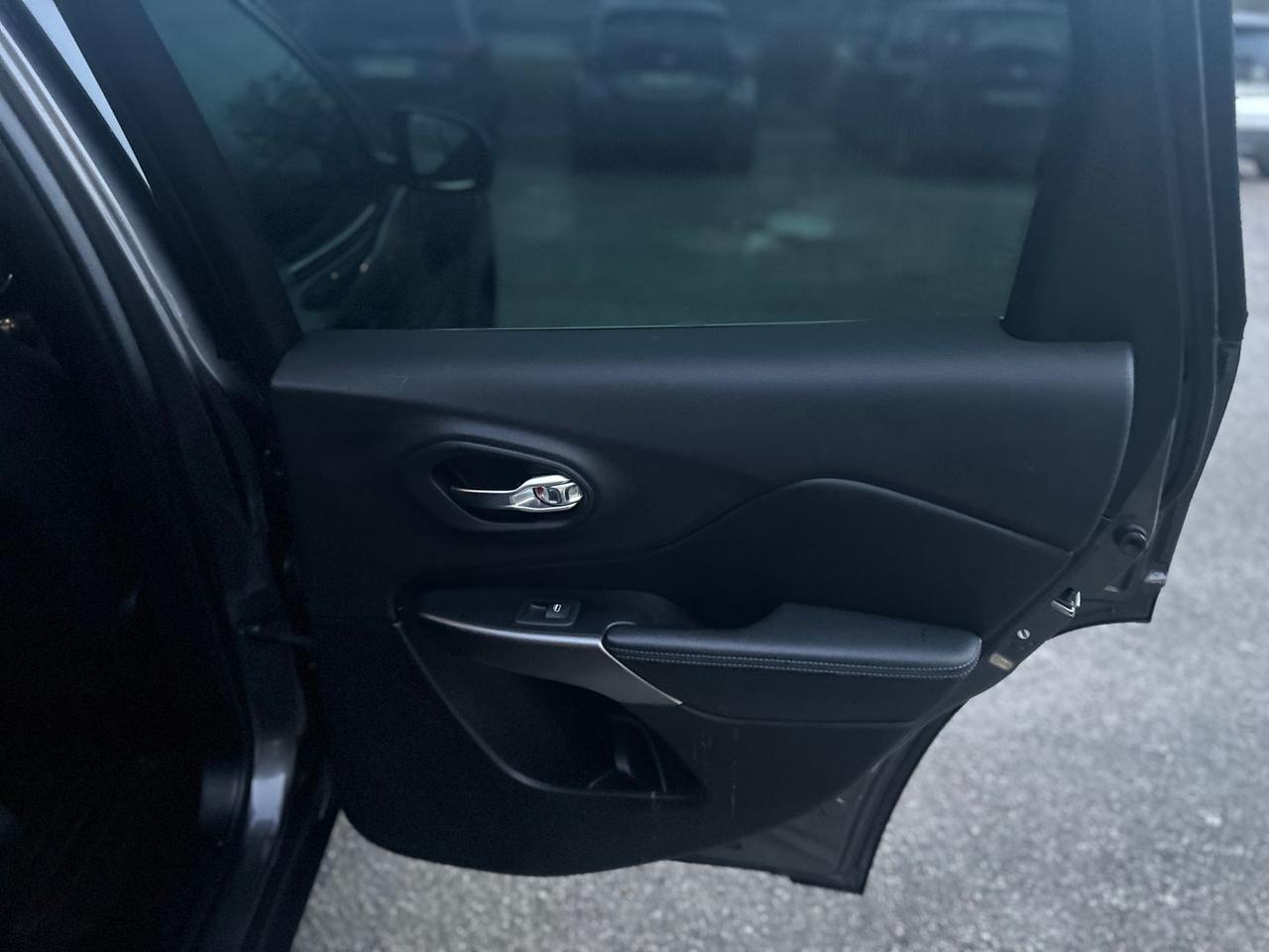 Jeep Cherokee Longitude 2.2 MultiJet II #9438