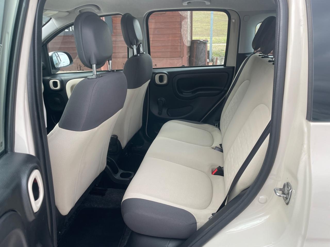 Fiat Panda 0.9 TwinAir Turbo Natural Power Lounge