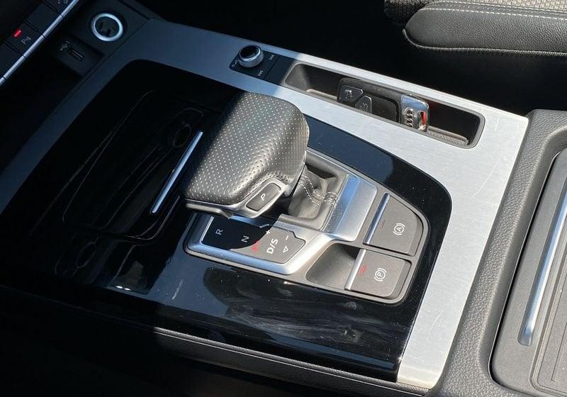 Audi Q5 SPB S Line Plus 2.0 TDI 204CV S-Tronic quattro 40 Tetto