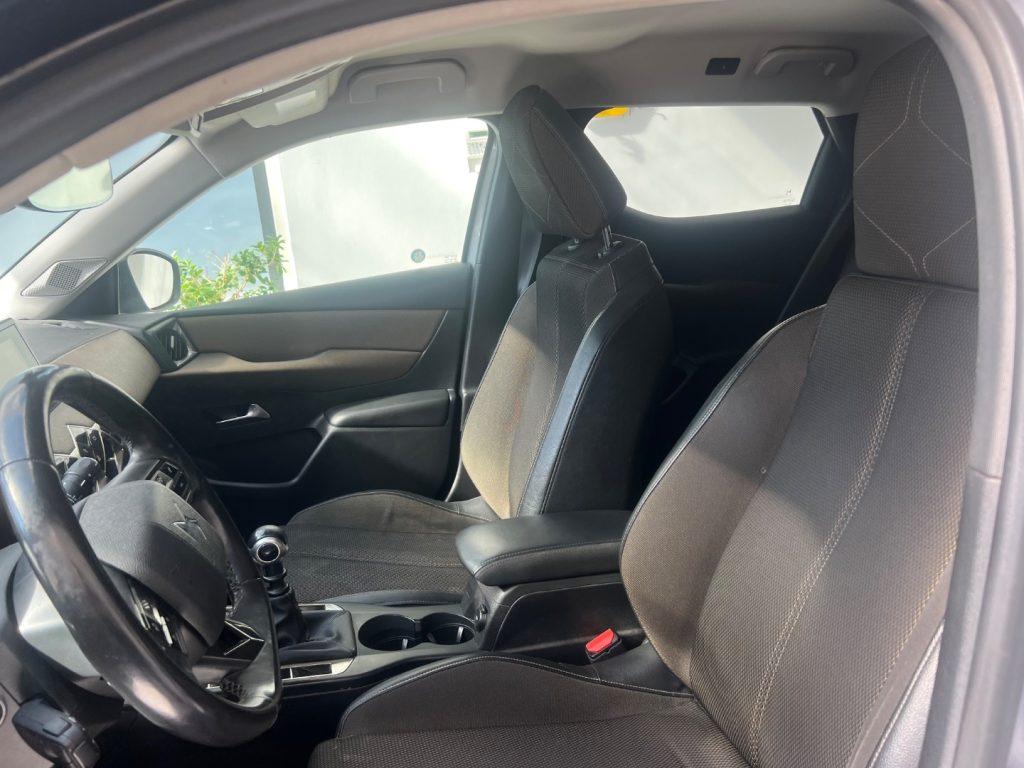 DS Automobiles DS 3 BlueHDi 100 So ChicDA €149,00