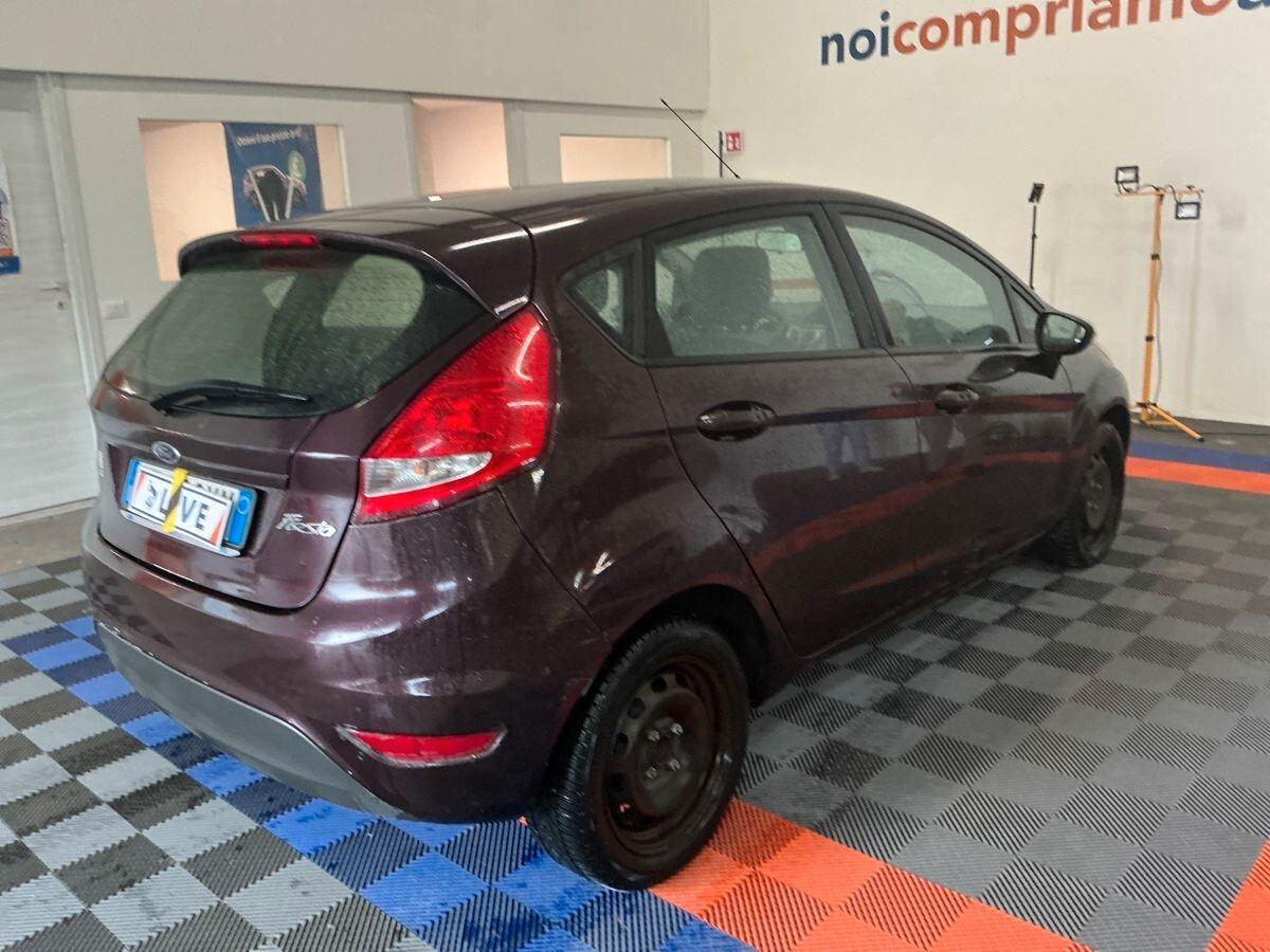 Ford Fiesta 1.4 5 porte Bz.- GPL Titanium