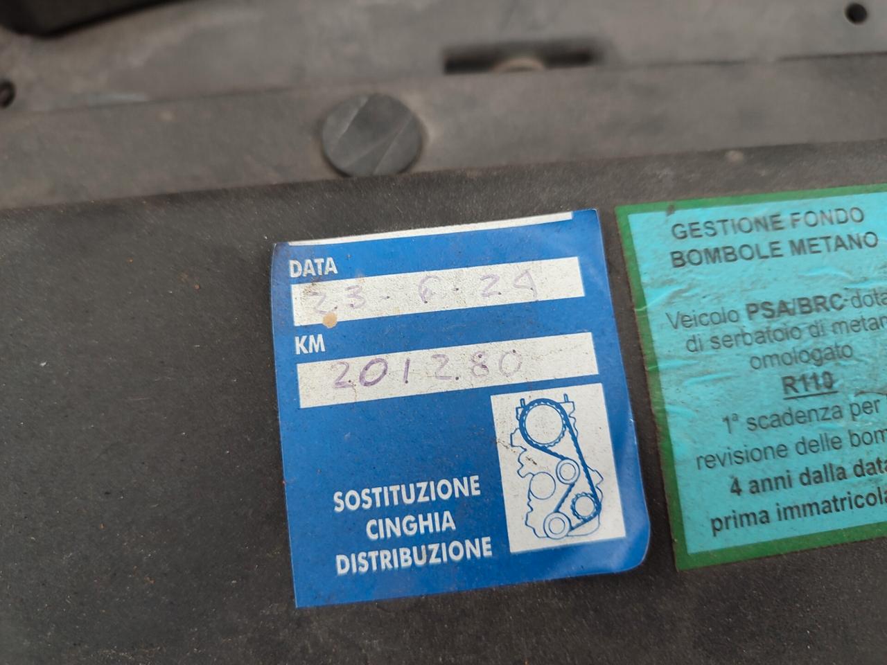 CITROEN C4 GRAND PICASSO A METANO DI CASA ECONOMICA