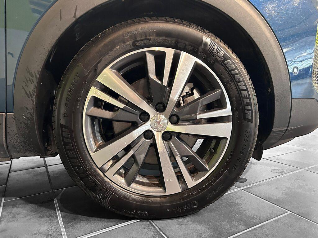 Peugeot 3008 1.6 HYbrid4 Allure Pack 4x4 e-EAT8