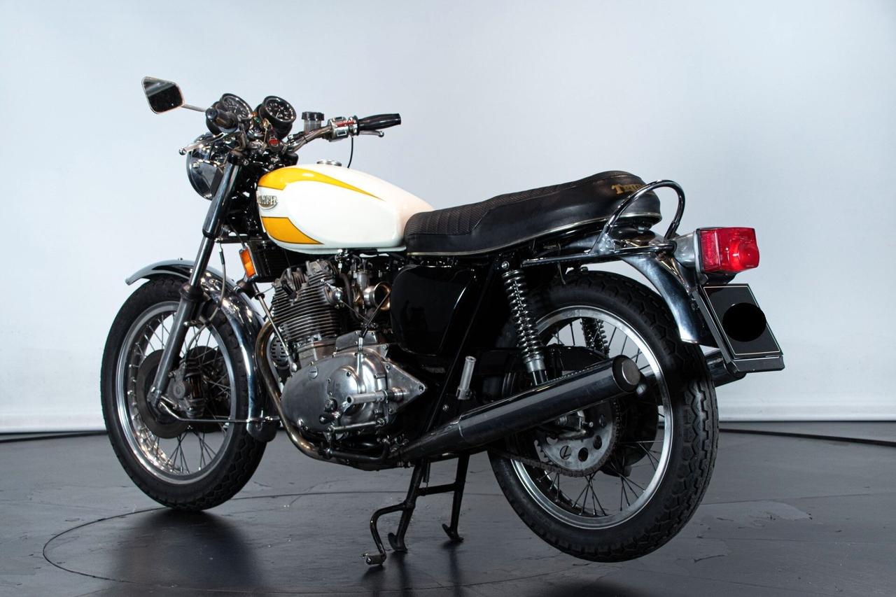 Triumph T160 Trident ( RARISSIMA )