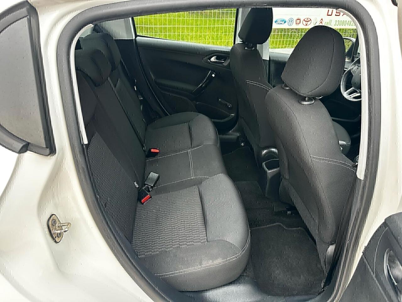 Peugeot 208 1.2 benzina 82 cv 5 porte 2016