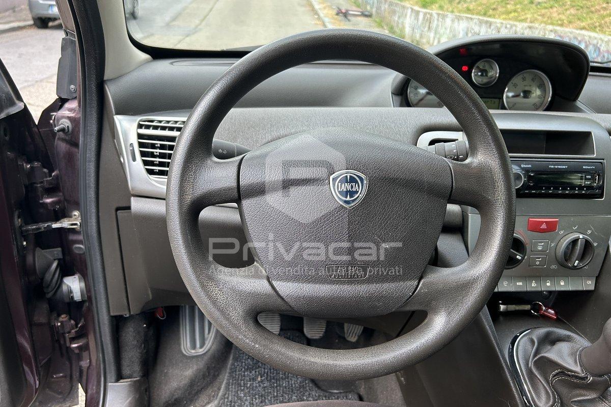 LANCIA Ypsilon 1.3 MJT 75 CV Modamilano