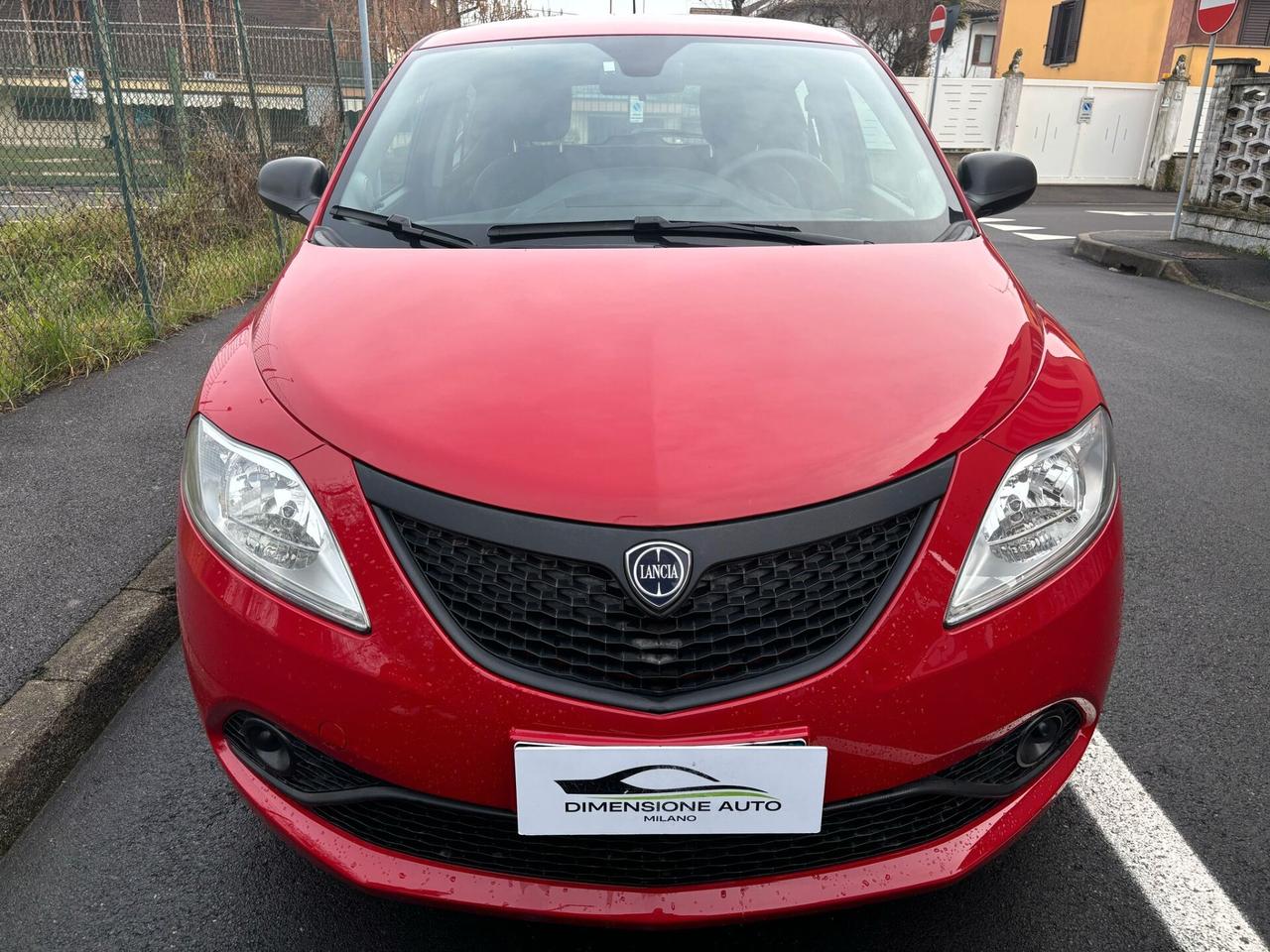 Lancia Ypsilon 1.0 FireFly 5 porte S&S Hybrid Ecochic Gold