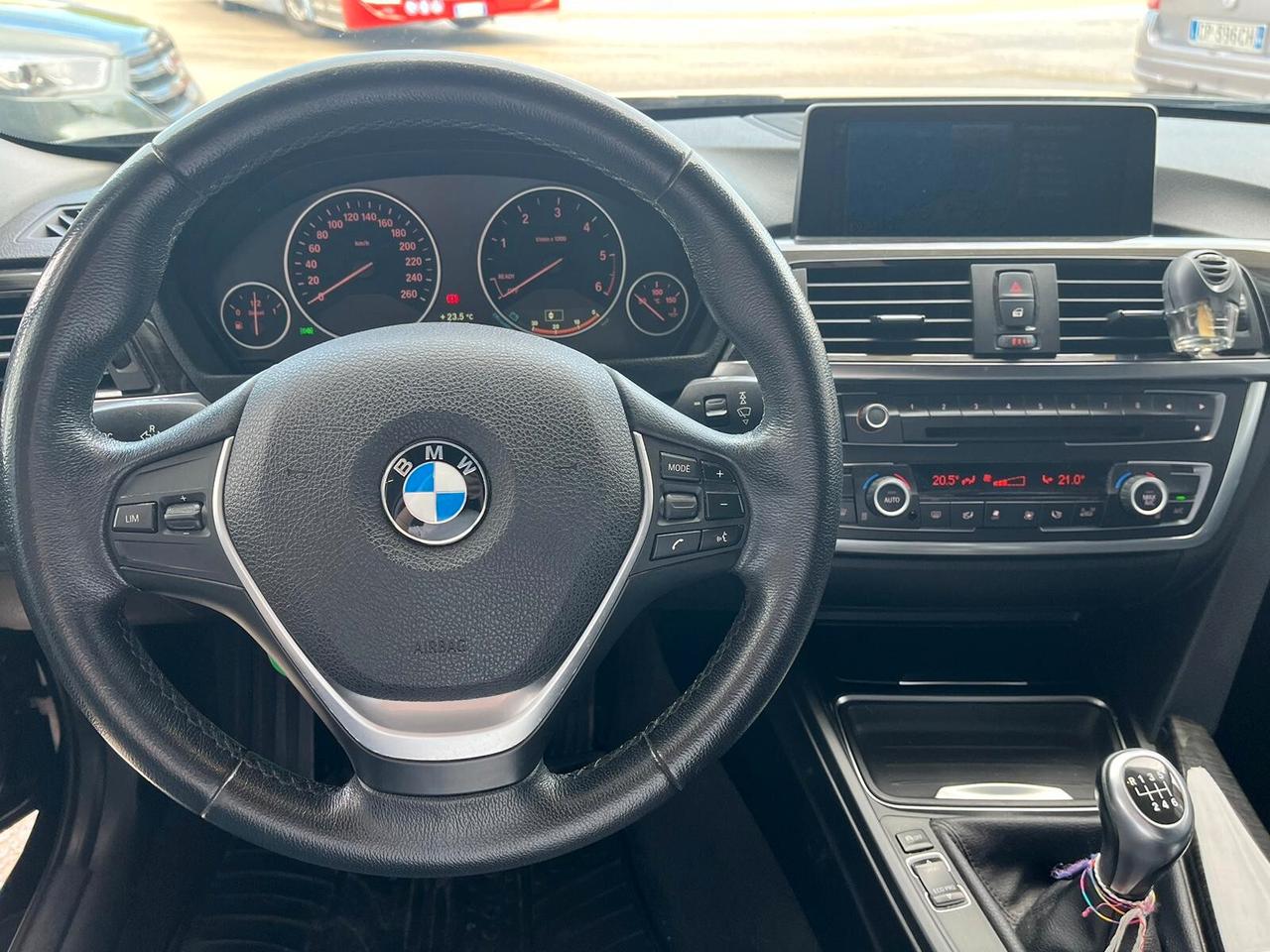 Bmw 320 320d 2.0 184cv Berlina Luxury