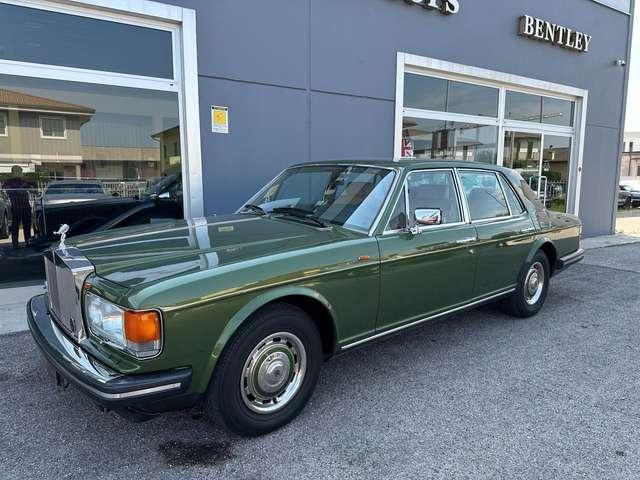 Rolls-Royce Silver Spirit