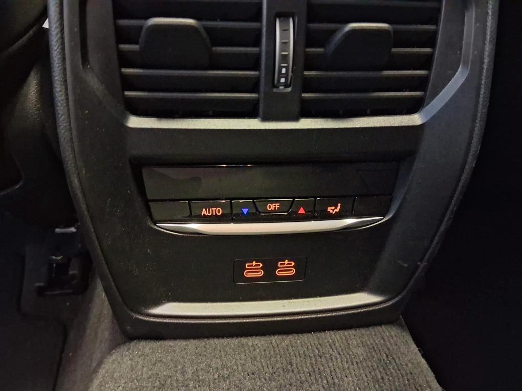 BMW 320D TOURING xdrive MSPORT tetto apr./imp.fren.maggiorato/pinze rosse/harman kardon