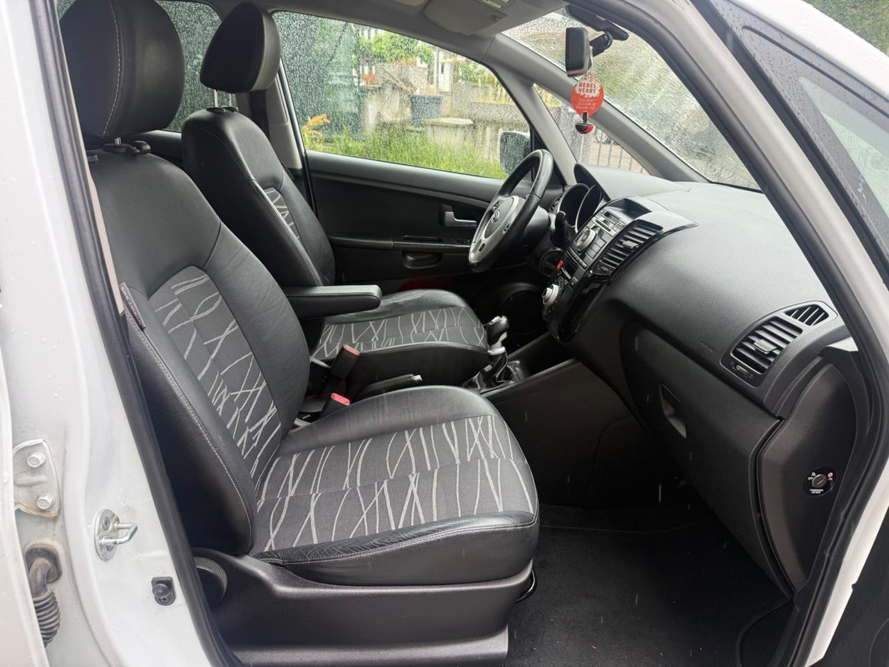 Kia Venga 1.6 CRDi DIESEL FULL OPT POCHI KM NEOPATE
