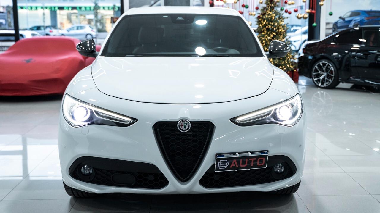 Alfa Romeo Stelvio VELOCE 2.2 Ti Q4 210 CV 20" CARBON AUTO XENO FULL