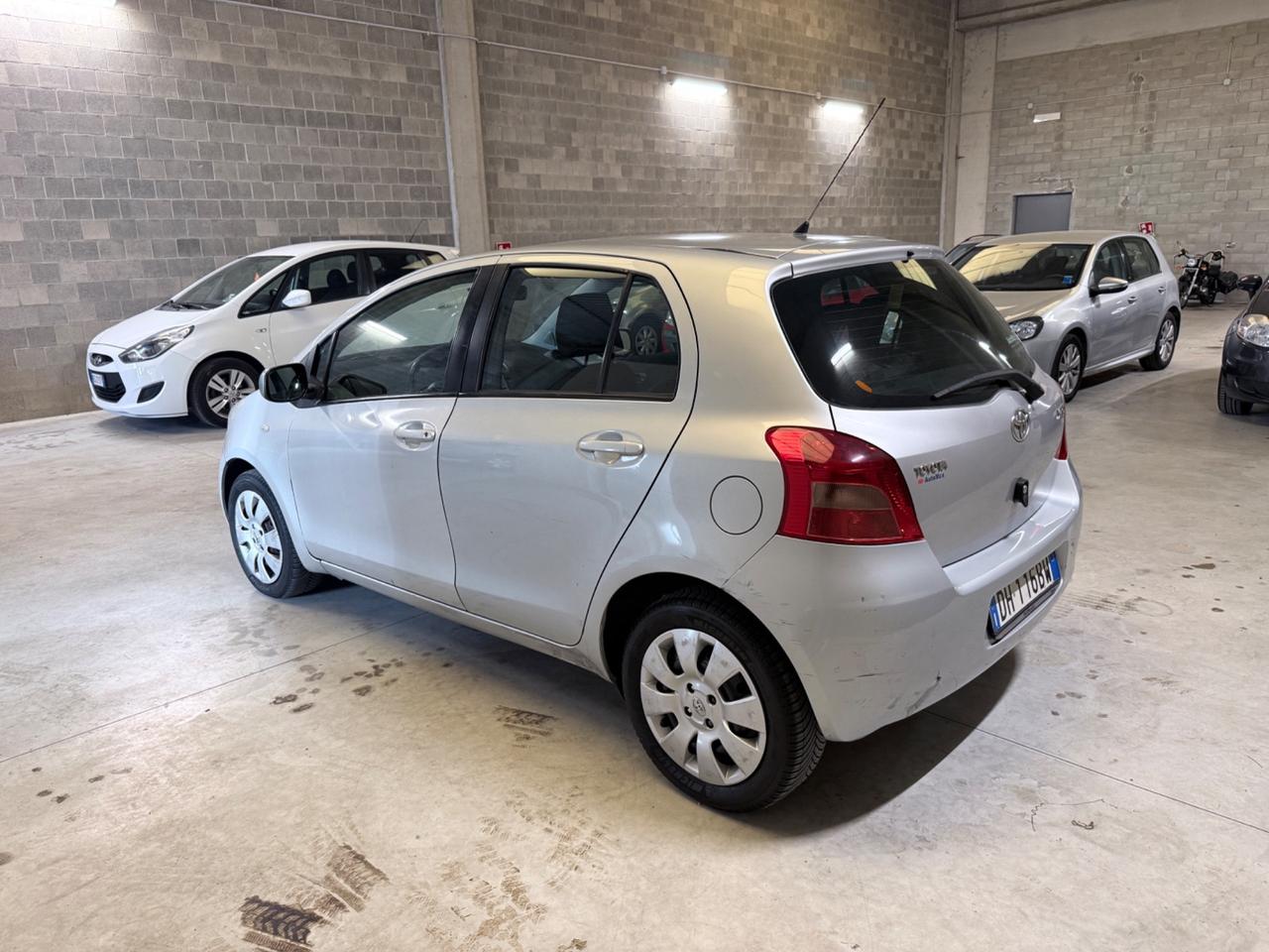 Toyota Yaris 1.3 5 porte