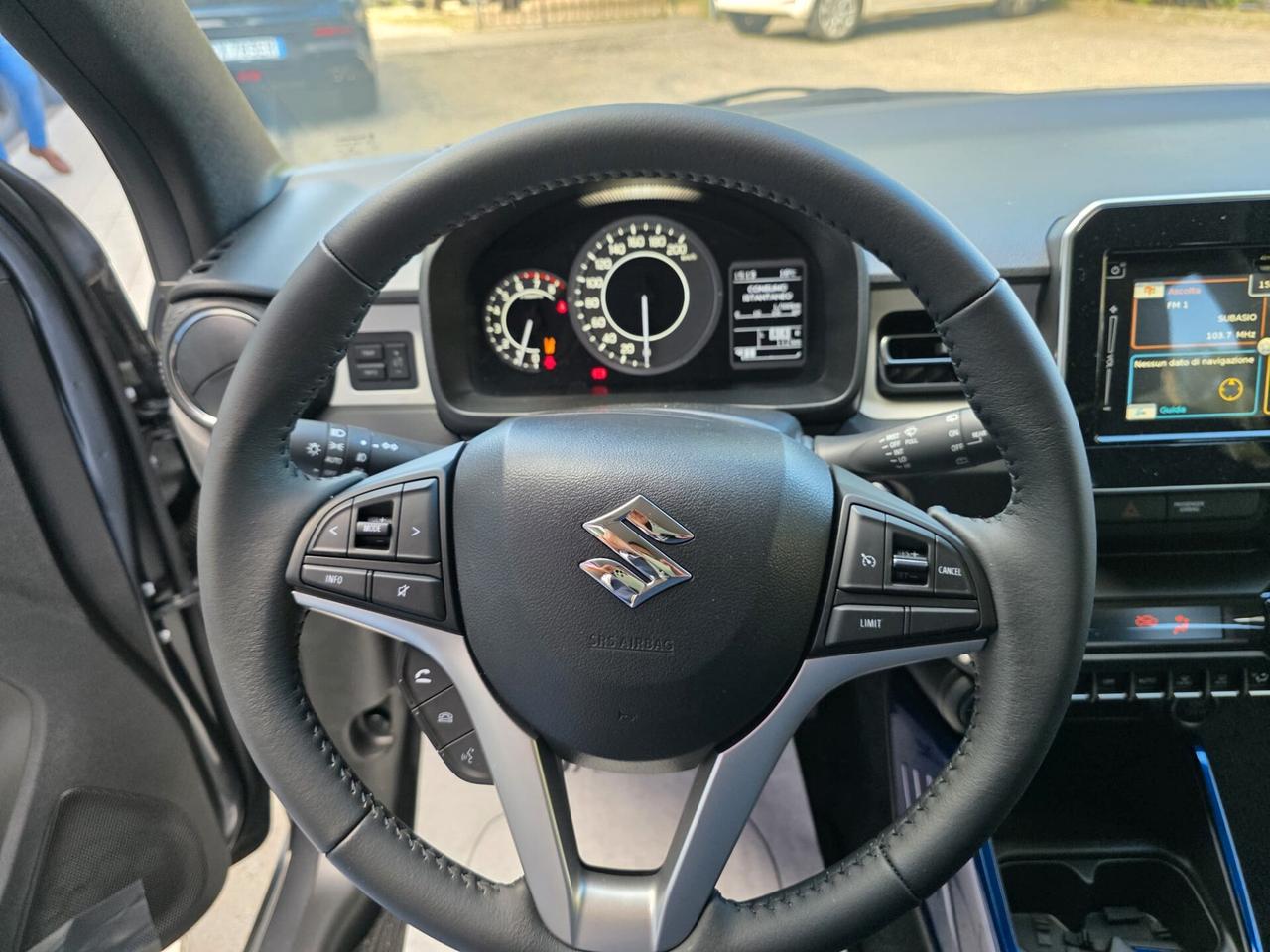 Suzuki Ignis 1.2 Hybrid Top