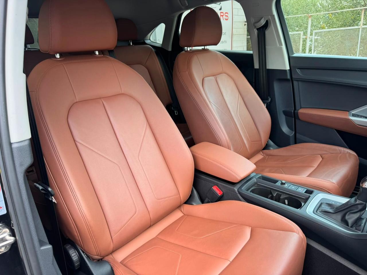 Audi Q3 SPB 35 TDI quattro S tronic Identity Black