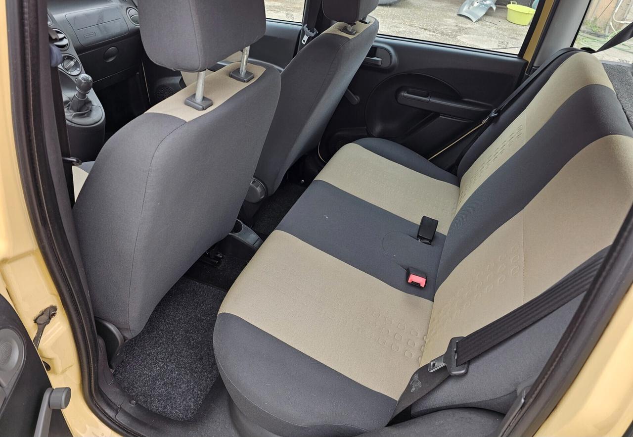 FIAT PANDA 1.2 GUIDABILE DA NEOPATENTATI GARANZIA 12 MESI