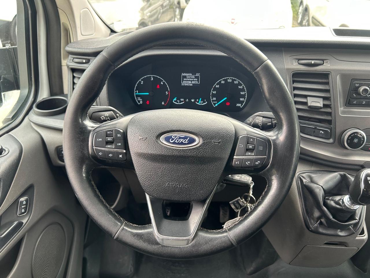 Ford Transit Custom 2.0 TDCi 130 Mixto 5 Posti