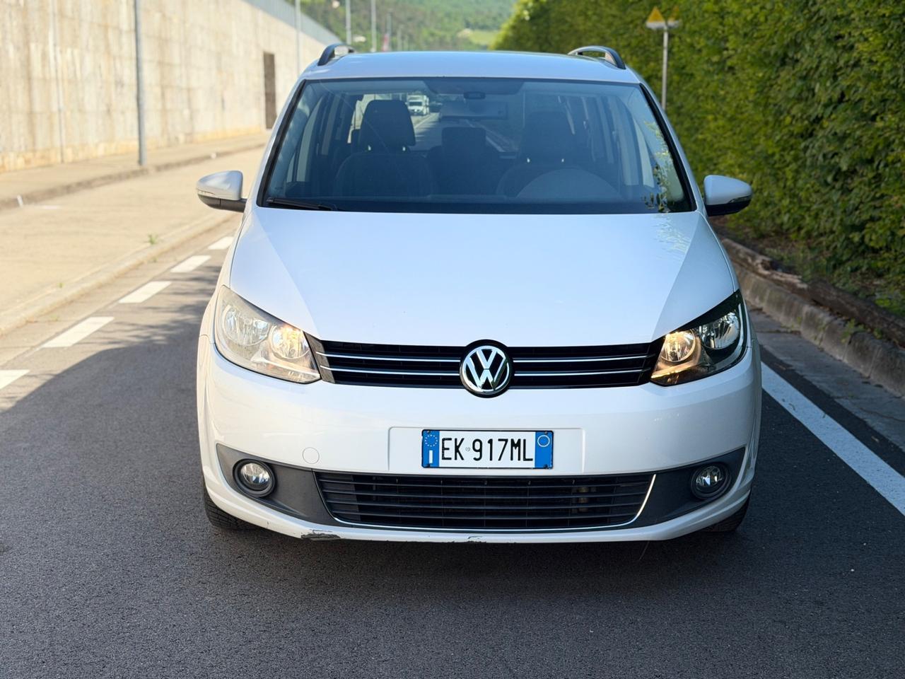 Volkswagen Touran 1.6 TDI 105cv 7 POSTI
