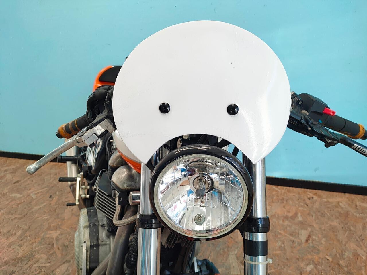 Triumph Thruxton CUP - Regina delle Cafe Racer