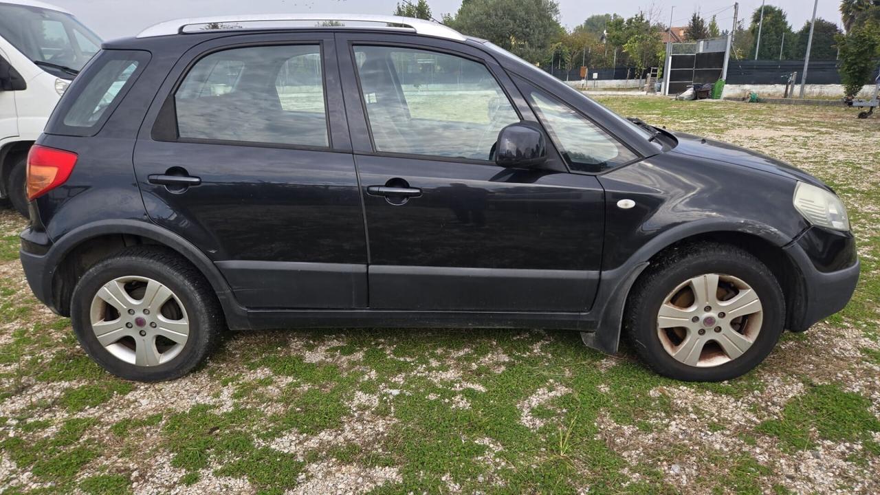 Fiat Sedici 1.9 MJT 4x4 Experience